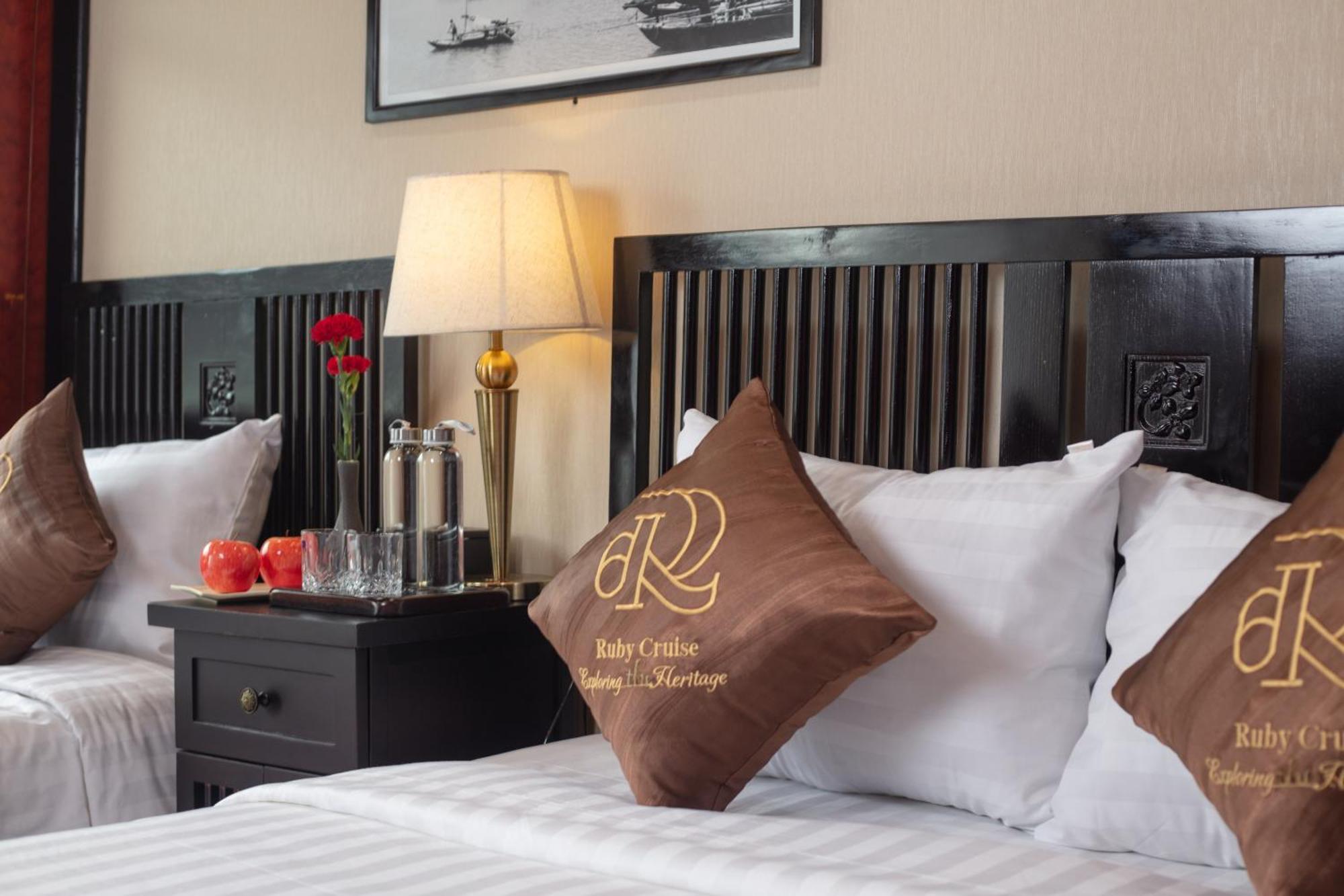 Ruby Cruise Hotel Hạ Long Ngoại thất bức ảnh