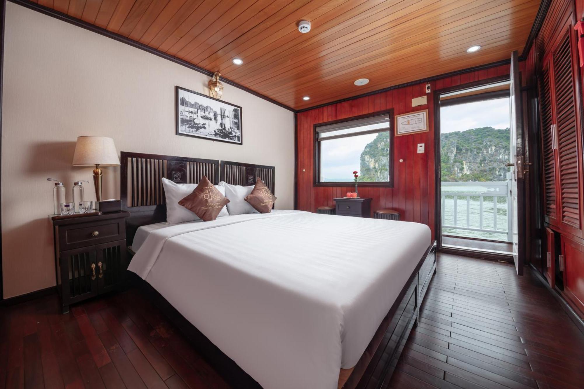 Ruby Cruise Hotel Hạ Long Ngoại thất bức ảnh