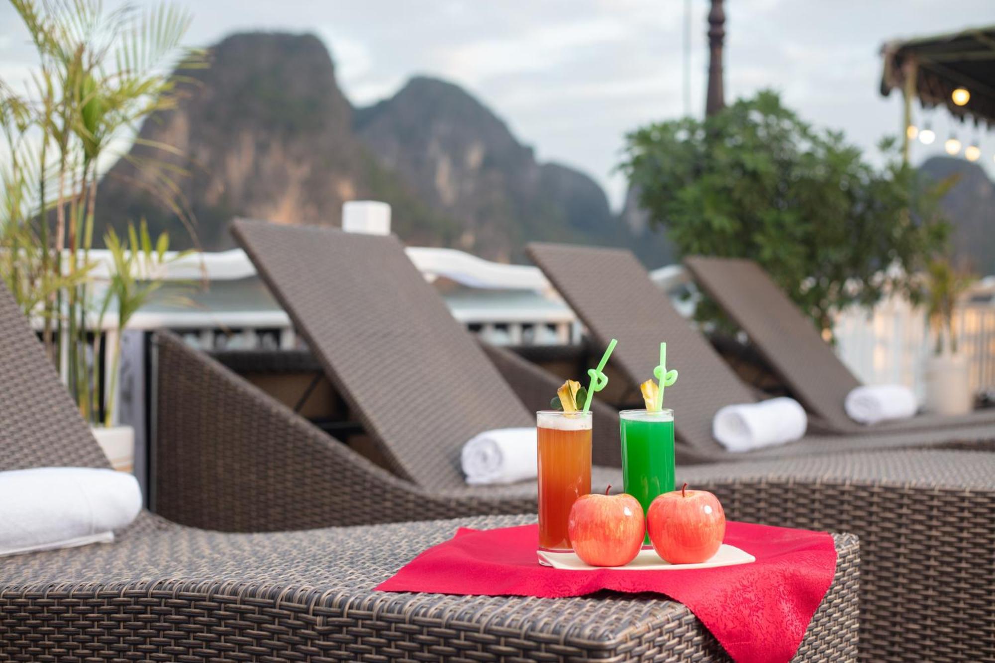 Ruby Cruise Hotel Hạ Long Ngoại thất bức ảnh