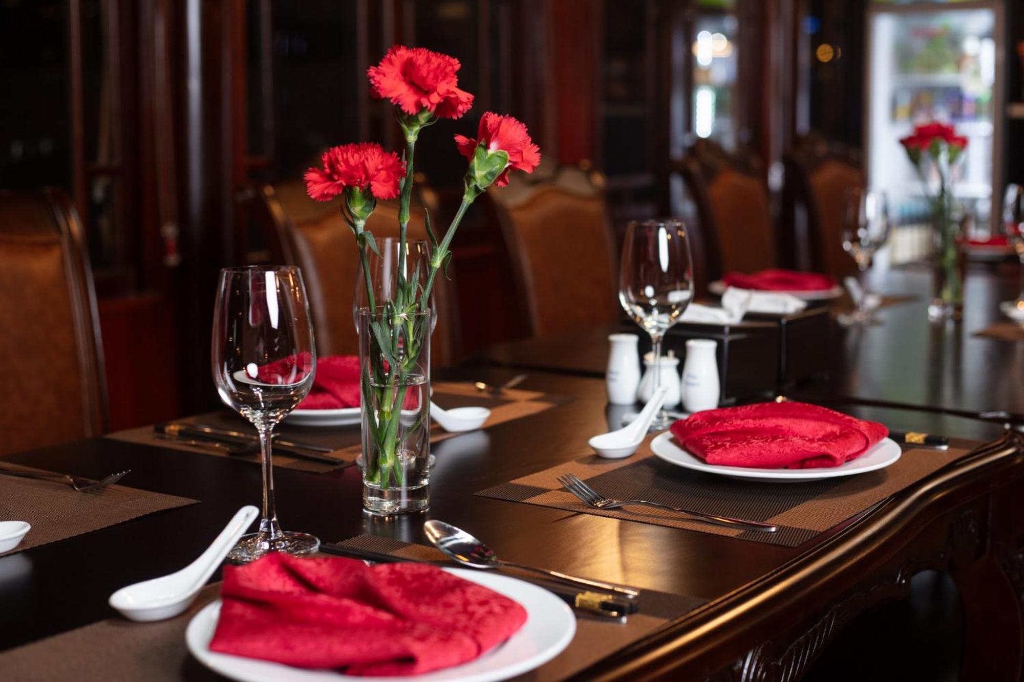 Ruby Cruise Hotel Hạ Long Ngoại thất bức ảnh