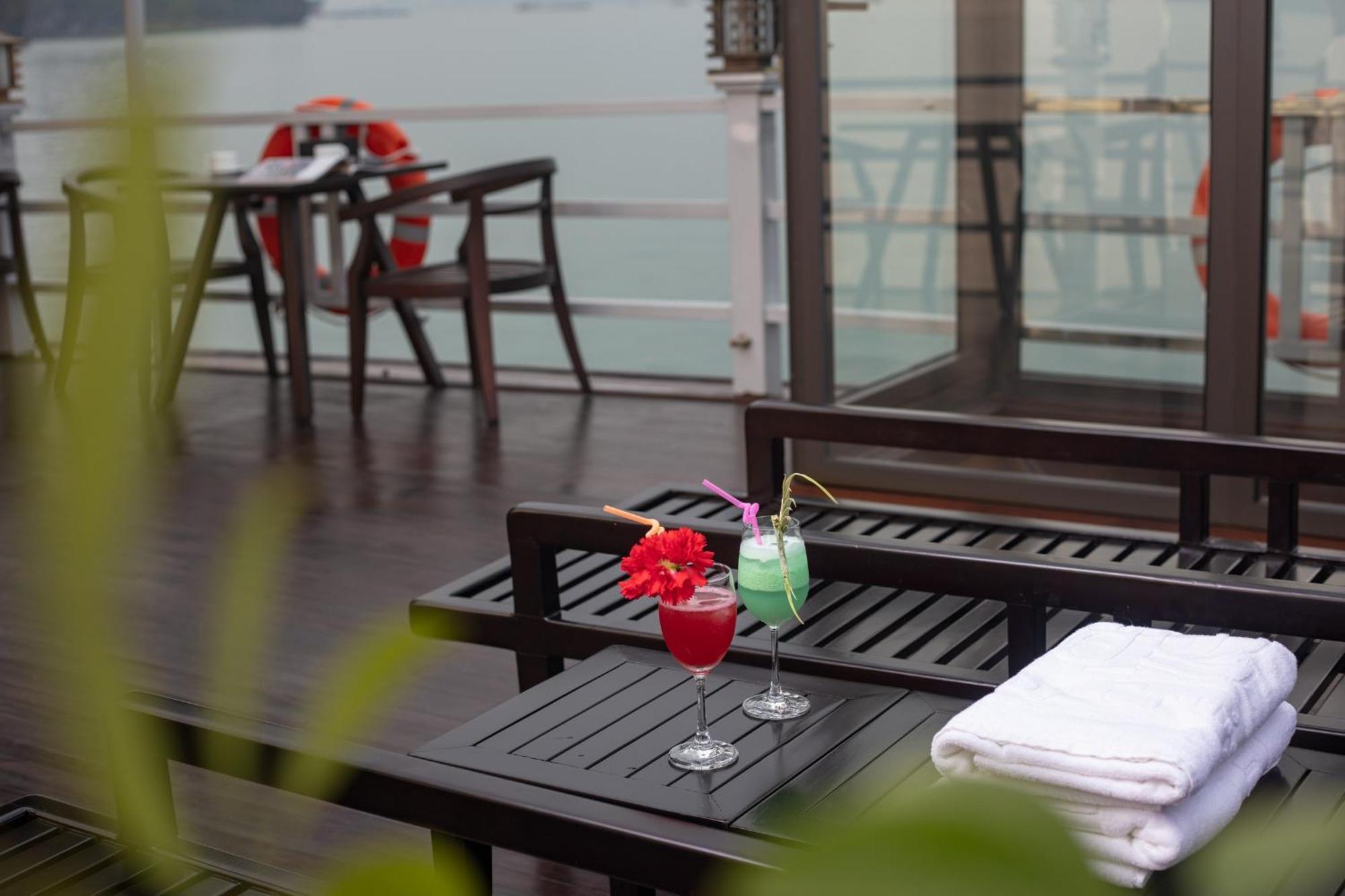 Ruby Cruise Hotel Hạ Long Ngoại thất bức ảnh