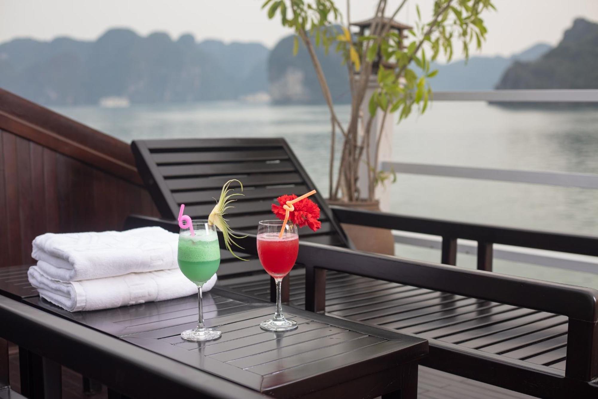 Ruby Cruise Hotel Hạ Long Ngoại thất bức ảnh
